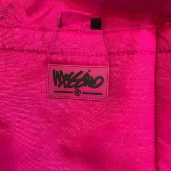 Pink bucket bag with draw strings. - Picture 4 of 10